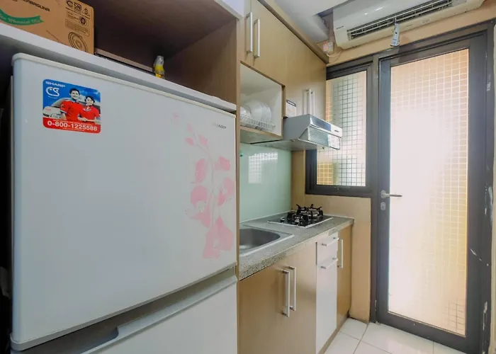Warm And Homey 2Br Apartment At Kebagusan City By Travelio